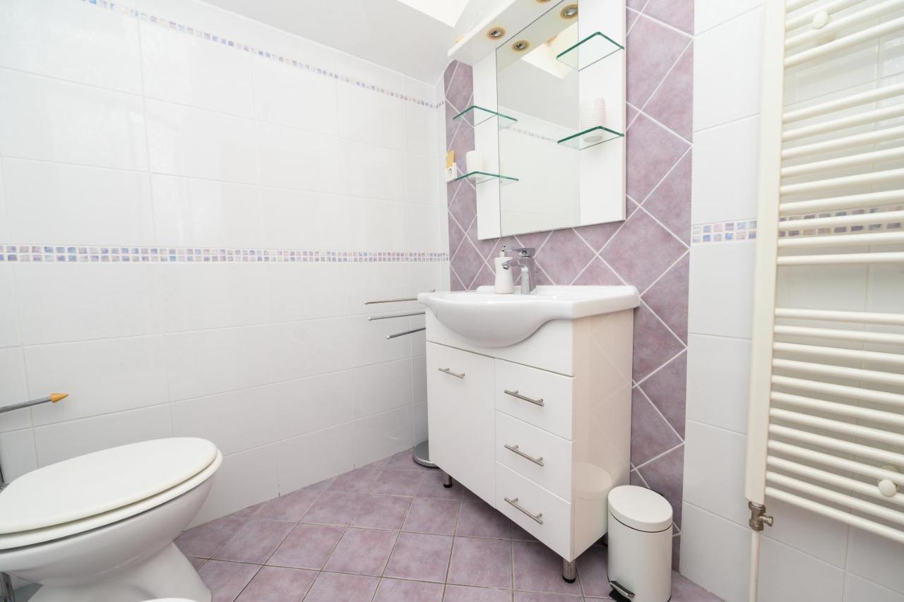 Apartmani Loreta Mali Lošinj Εξωτερικό φωτογραφία