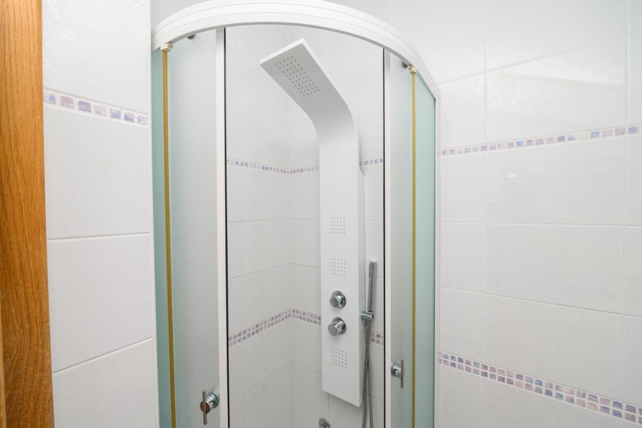 Apartmani Loreta Mali Lošinj Εξωτερικό φωτογραφία