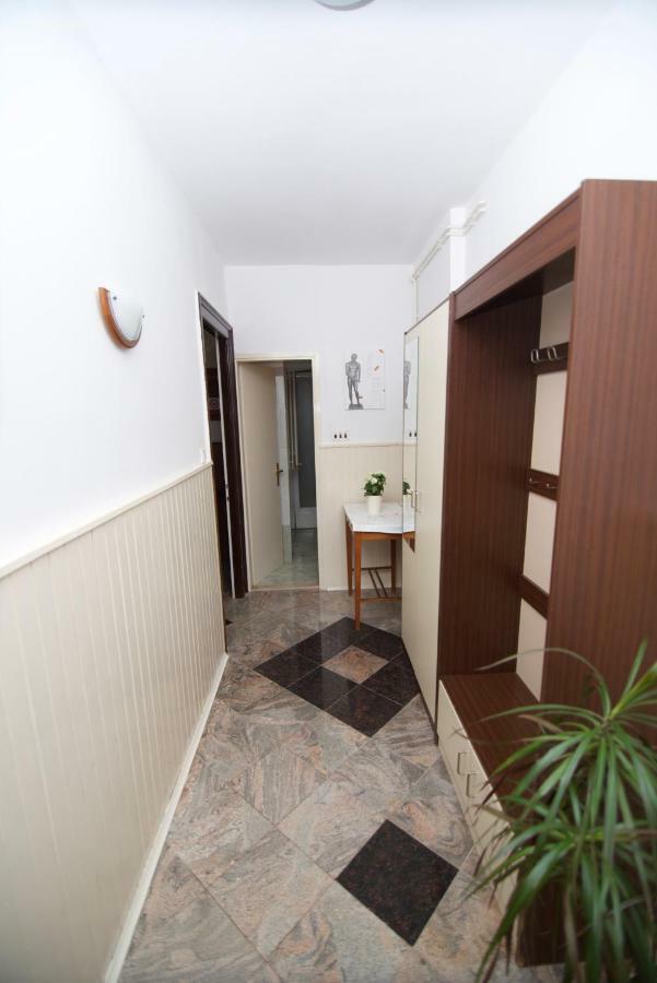 Apartmani Loreta Mali Lošinj Εξωτερικό φωτογραφία