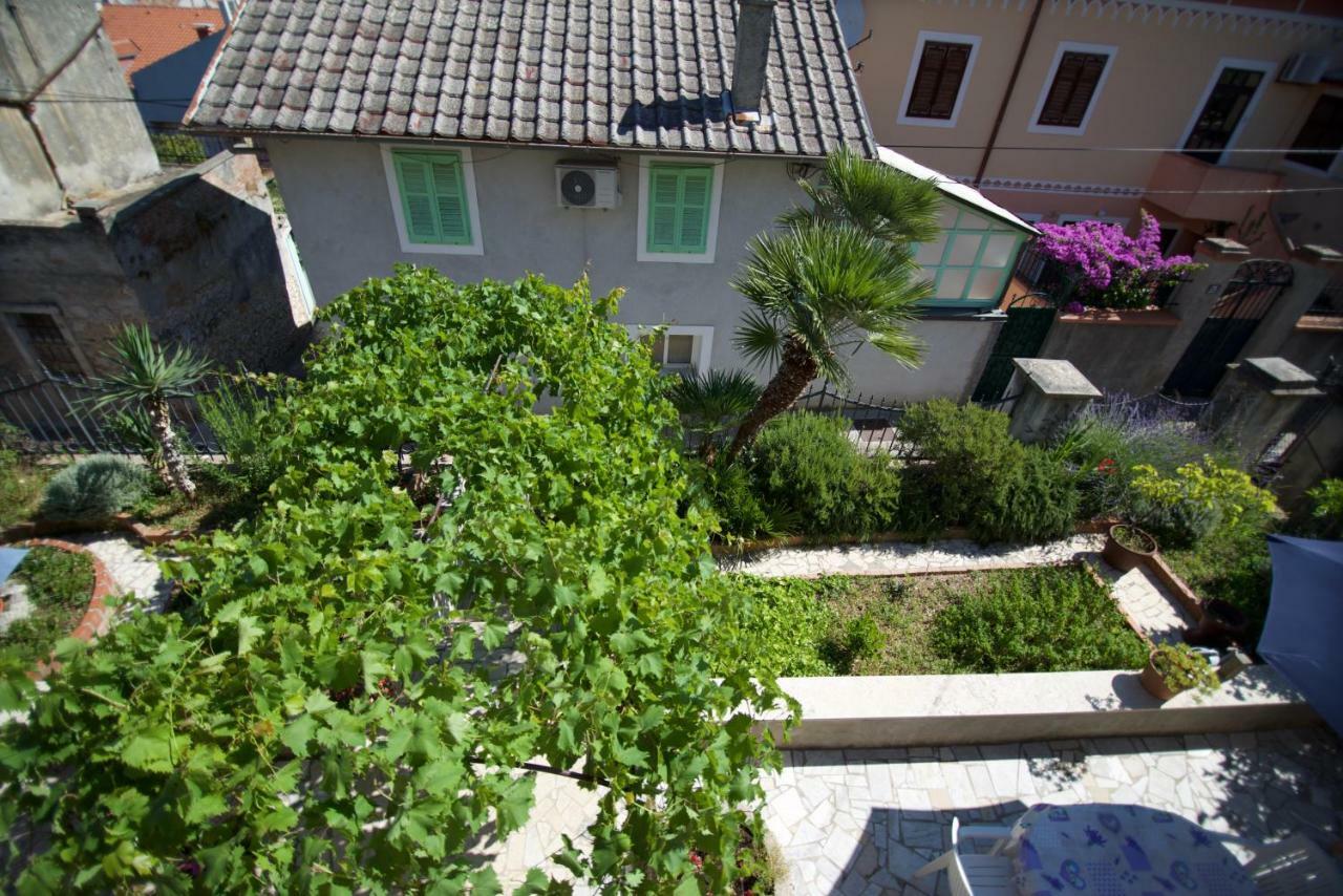 Apartmani Loreta Mali Lošinj Εξωτερικό φωτογραφία